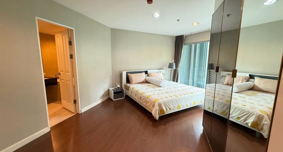 For sale そして for rent 5 ベッドルーム condo in Huai Khwang, Bangkok
