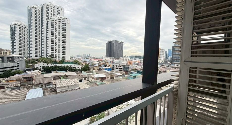 For sale 2 bedrooms condo in Khlong Toei, Bangkok