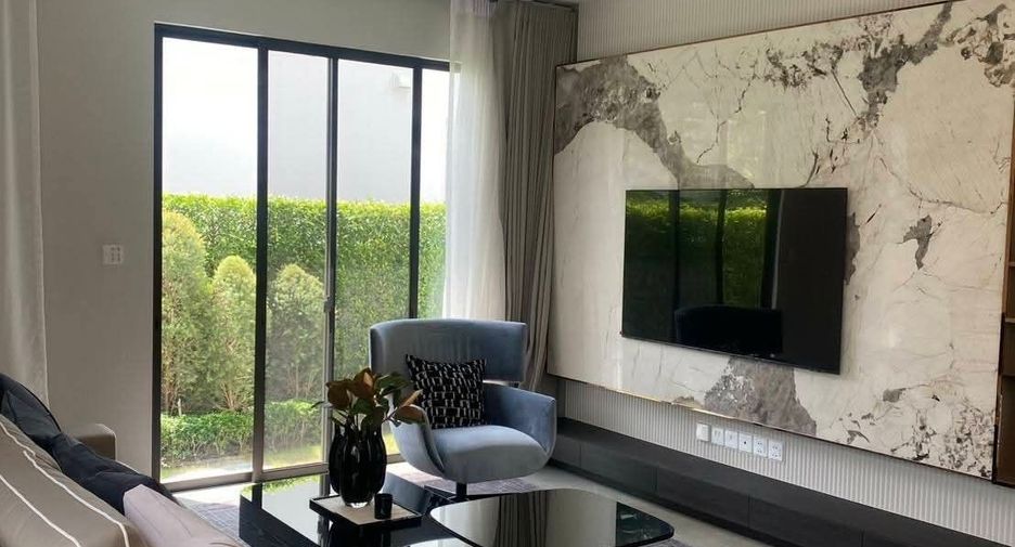 For sale and for rent 4 bedrooms house in Bang Phli, Samut Prakan