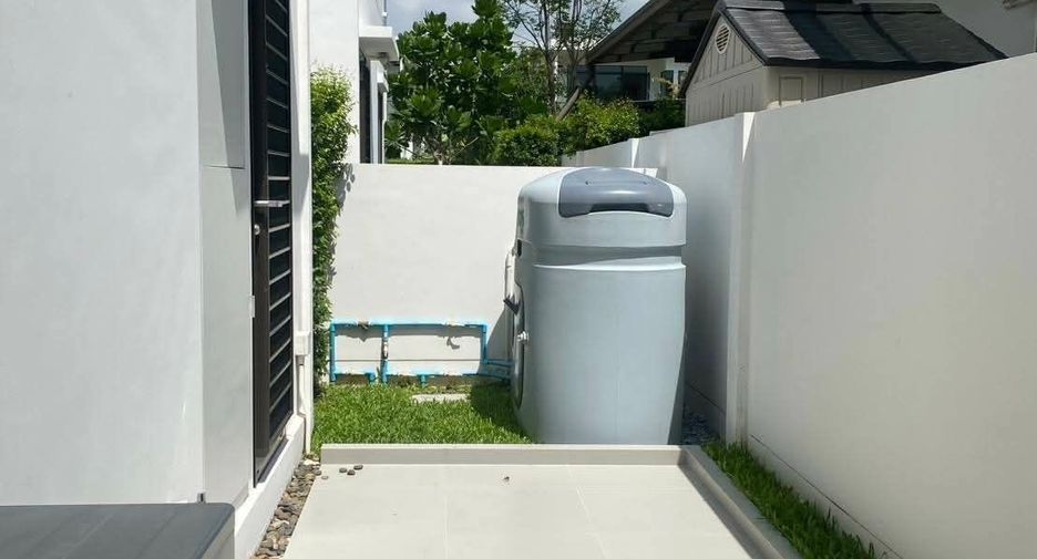For sale and for rent 4 bedrooms house in Bang Phli, Samut Prakan