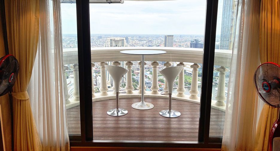 Condo en alquiler de 1 habitaciones en Bang Rak, Bangkok