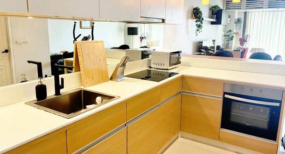 Condo en alquiler de 1 habitaciones en Bang Rak, Bangkok