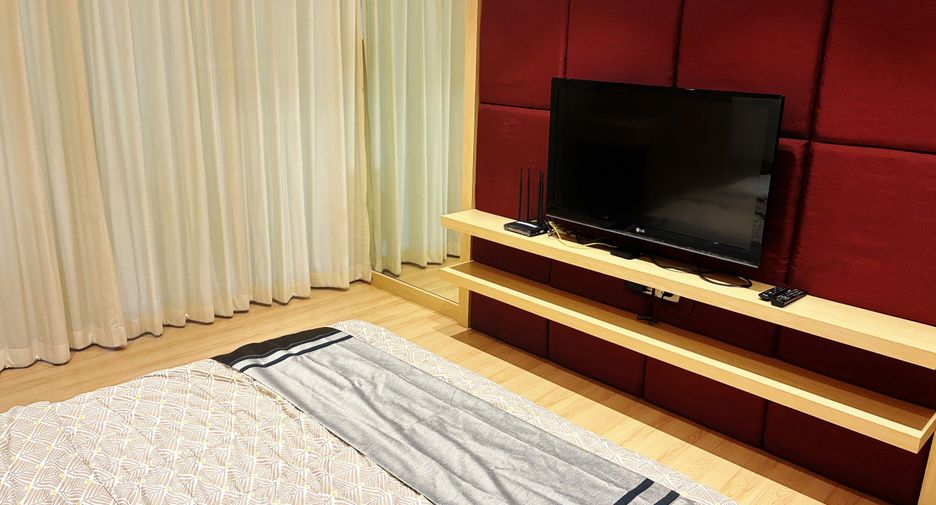 Condo en alquiler de 1 habitaciones en Bang Rak, Bangkok