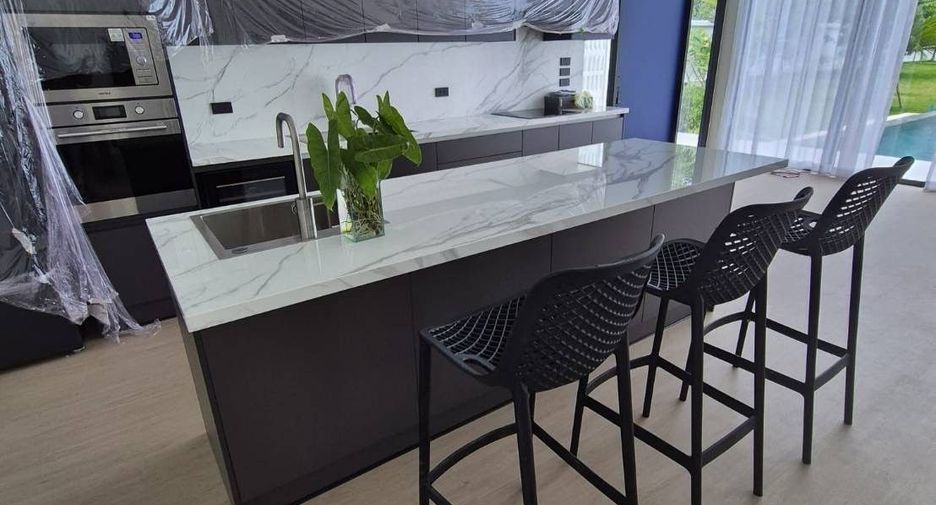 For sale 3 bedrooms villa in San Pa Tong, Chiang Mai