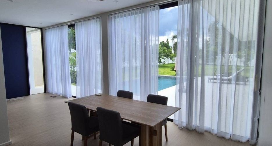 For sale 3 bedrooms villa in San Pa Tong, Chiang Mai