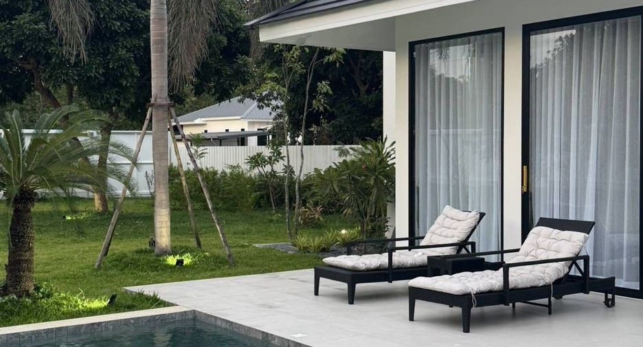 For sale 3 bedrooms villa in San Pa Tong, Chiang Mai