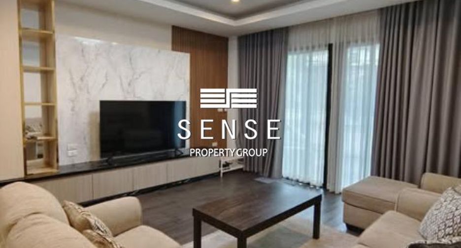 For sale and for rent 4 bedrooms house in Watthana, Bangkok
