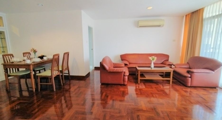For rent 2 ベッドルーム condo in Watthana, Bangkok