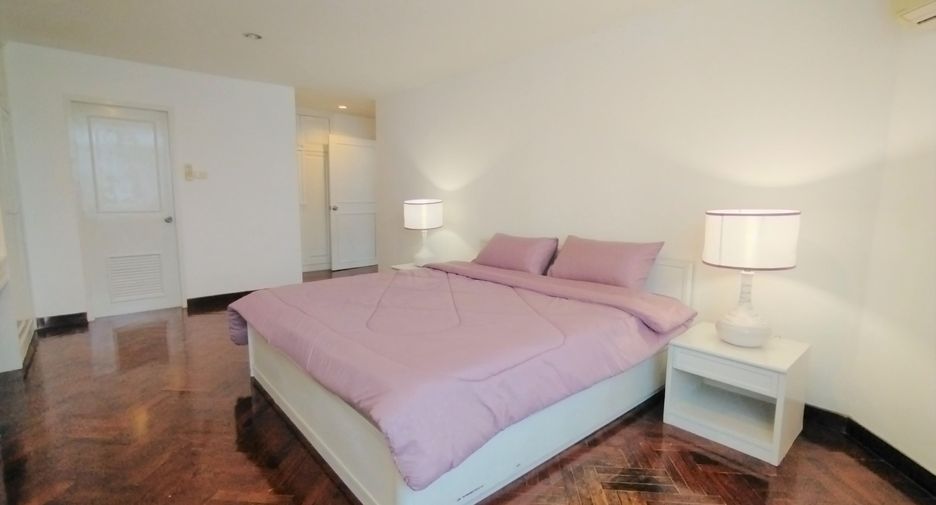 For rent 2 ベッドルーム condo in Watthana, Bangkok