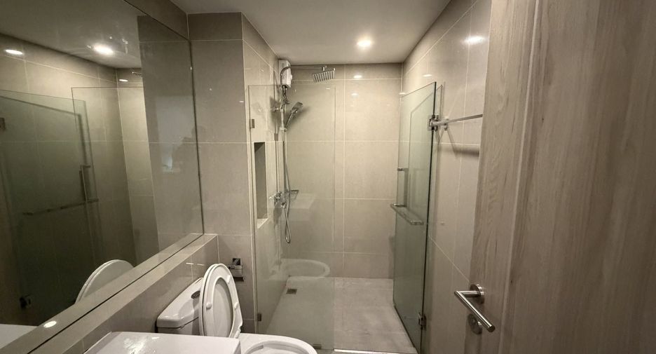 Condo en alquiler de 1 habitaciones en Phra Khanong, Bangkok