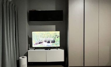 For sale スタジオ condo in Phra Khanong, Bangkok