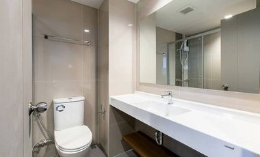 For sale スタジオ condo in Phra Khanong, Bangkok