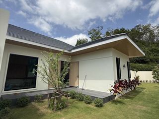 For sale 3 ベッドルーム house in Mueang Phuket, Phuket