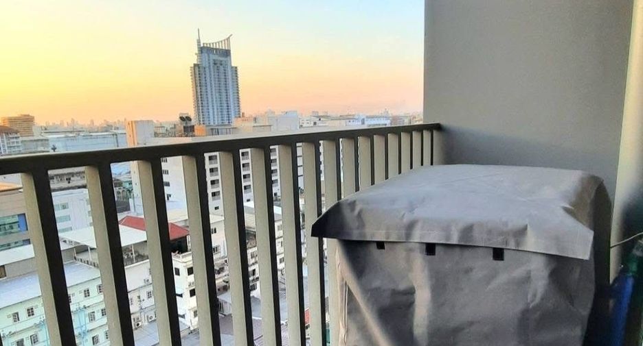 Condo en alquiler de 1 habitaciones en Bang Kapi, Bangkok