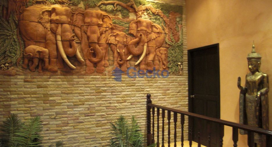 Haus zum Kauf mit 5 Zimmer in Huay Yai, Pattaya
