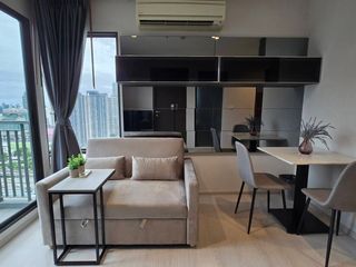 For rent 2 ベッドルーム condo in Huai Khwang, Bangkok