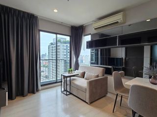 For rent 2 ベッドルーム condo in Huai Khwang, Bangkok