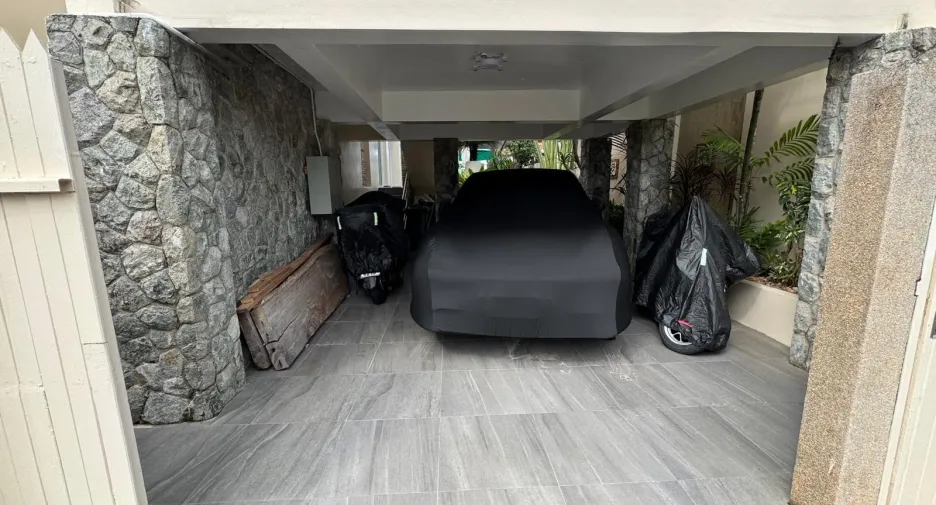 Villa en alquiler y en venta de 3 habitaciones en Thalang, Phuket