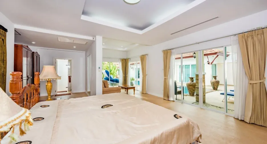 Villa en alquiler y en venta de 3 habitaciones en Thalang, Phuket