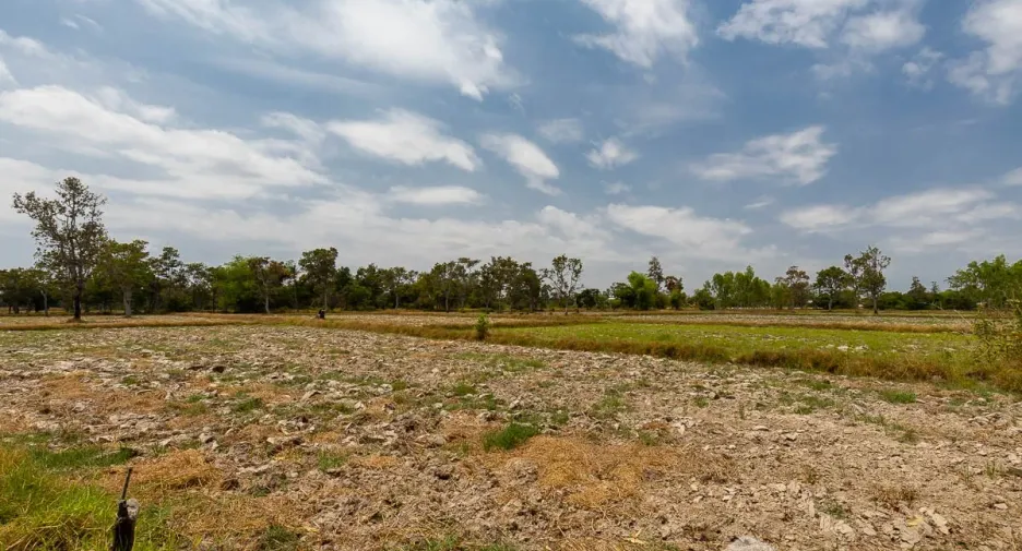 Terreno en venta en Warin Chamrap, Ubon Ratchathani