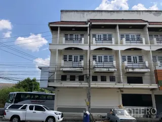 For sale retail Space in Lam Luk Ka, Pathum Thani
