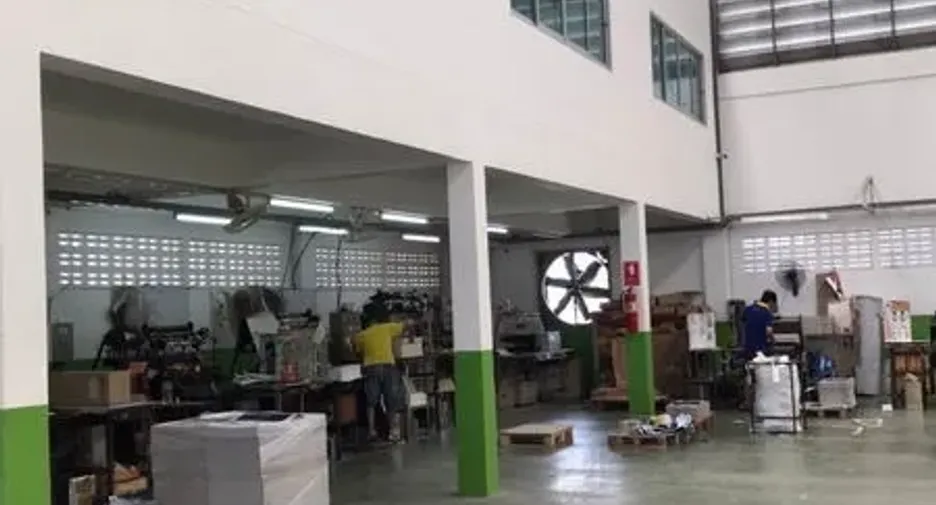 出售 仓库 在 Pak Kret, Nonthaburi