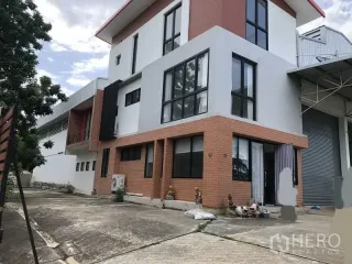 出租 和 出售 仓库 在 Lat Lum Kaeo, Pathum Thani