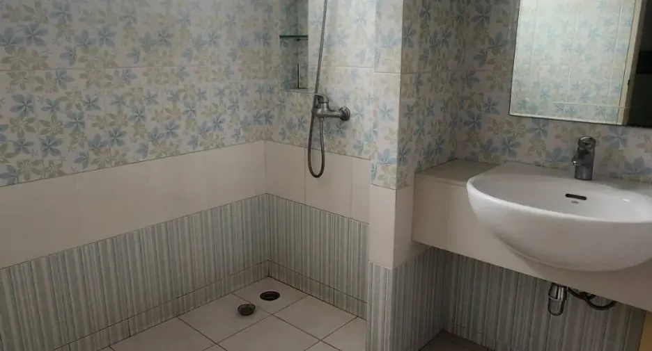 Аренда 2 спальни дом в Щаттхана, Бангкок