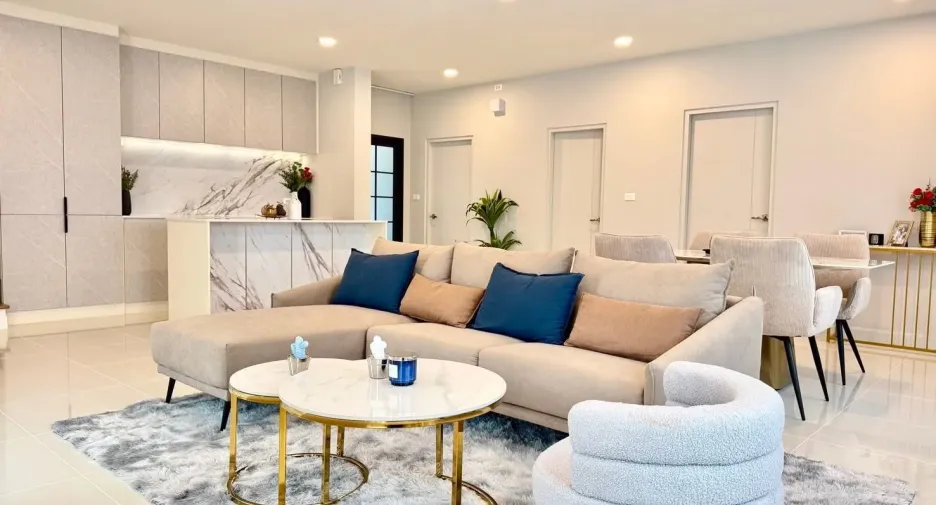 For rent 4 bedrooms house in Bang Phli, Samut Prakan
