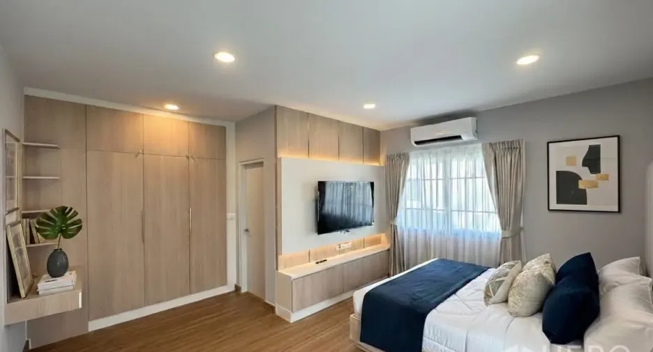 For rent 4 bedrooms house in Bang Phli, Samut Prakan