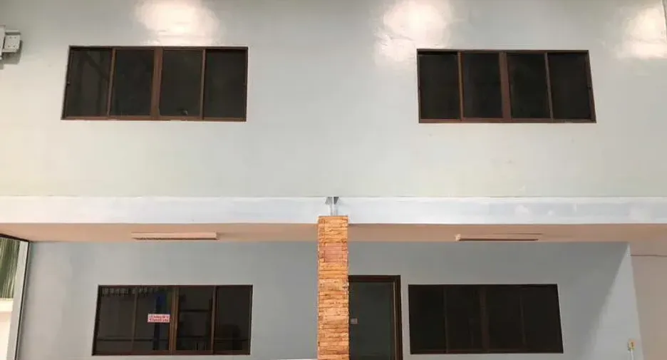 出租 和 出售 仓库 在 Sai Noi, Nonthaburi