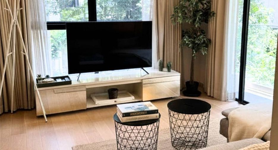 À vendre 2 chambres condo à Khlong Toei, Bangkok