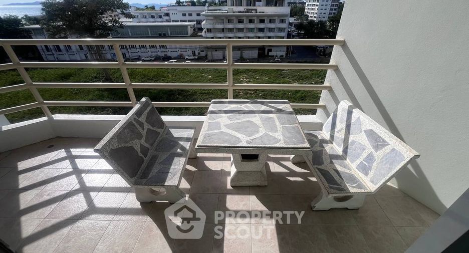 For sale 1 bed condo in Bang Lamung, Chonburi