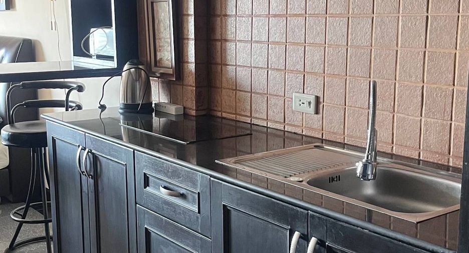 For sale 1 bed condo in Bang Lamung, Chonburi