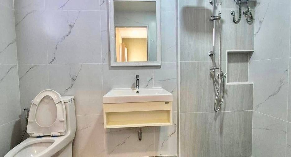 For sale 3 ベッドルーム house in Bang Lamung, Chonburi