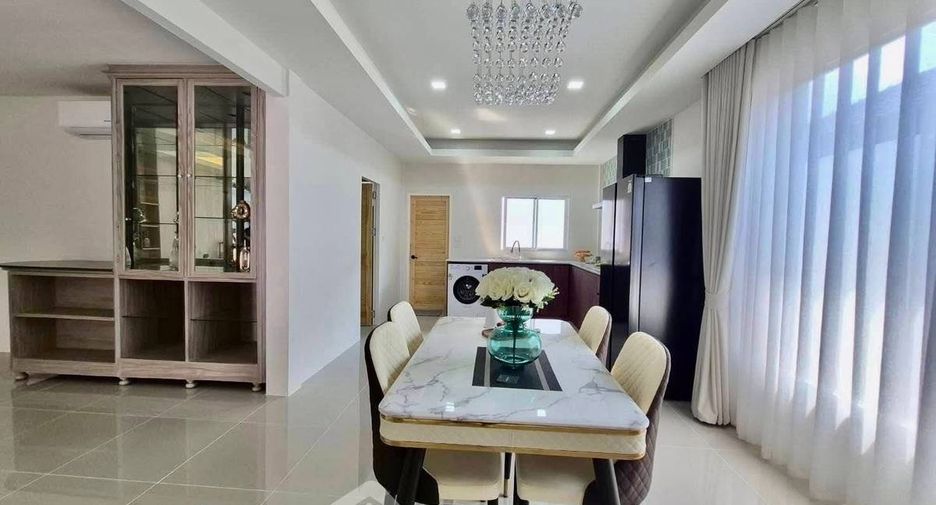 For sale 3 ベッドルーム house in Bang Lamung, Chonburi