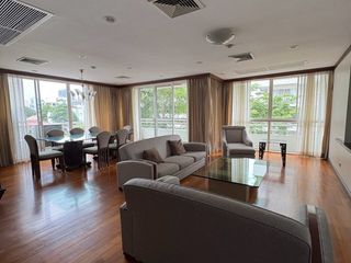 For rent 2 bedrooms apartment in Sathon, Bangkok