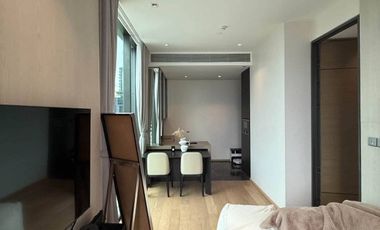 For rent 1 bed condo in Pathum Wan, Bangkok