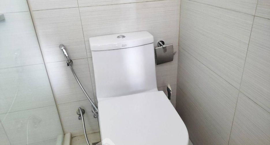 Condo en alquiler de 1 habitaciones en Khlong Toei, Bangkok