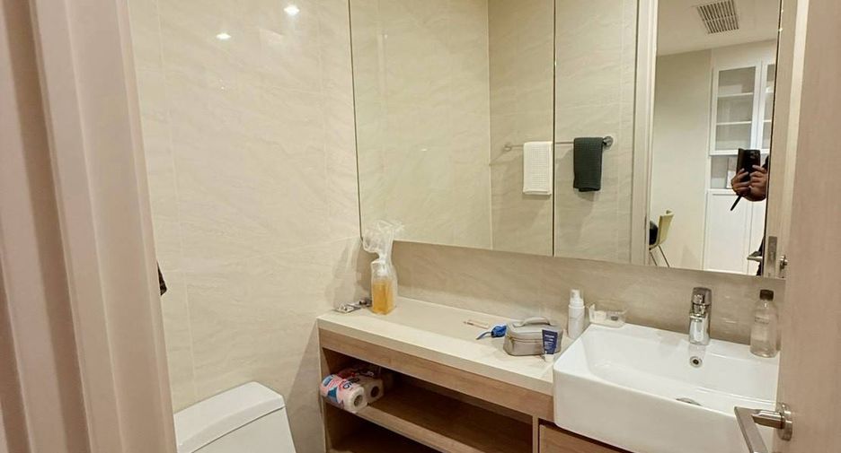 For rent 1 bed condo in Watthana, Bangkok