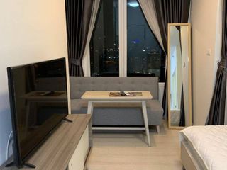 À vendre 1 chambre condo à Huai Khwang, Bangkok