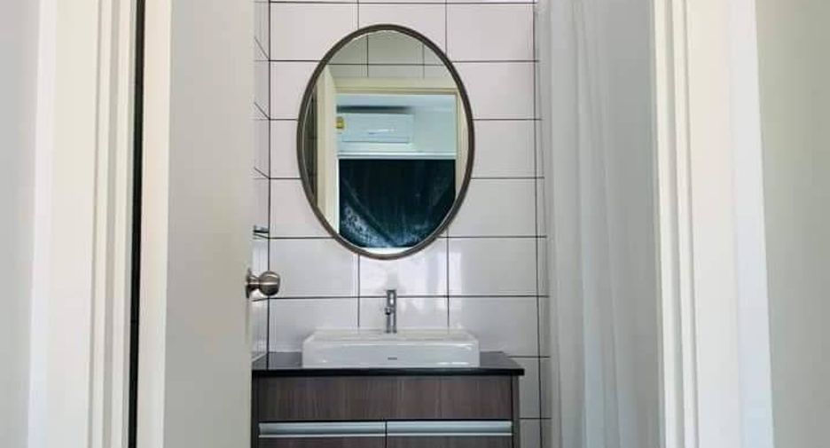 Condo en venta de 1 habitaciones en Huai Khwang, Bangkok