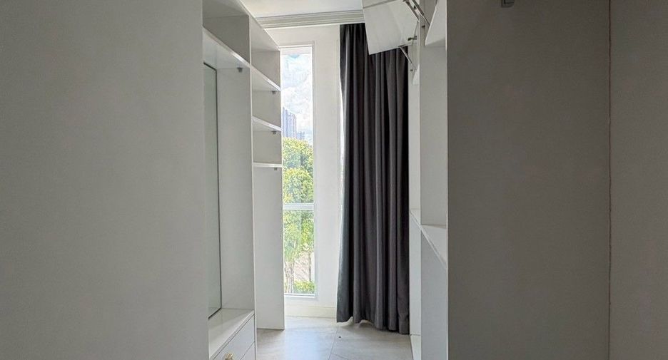 Haus zur Miete mit 4 Zimmer in Chom Thong, Bangkok