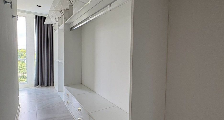 Haus zur Miete mit 4 Zimmer in Chom Thong, Bangkok