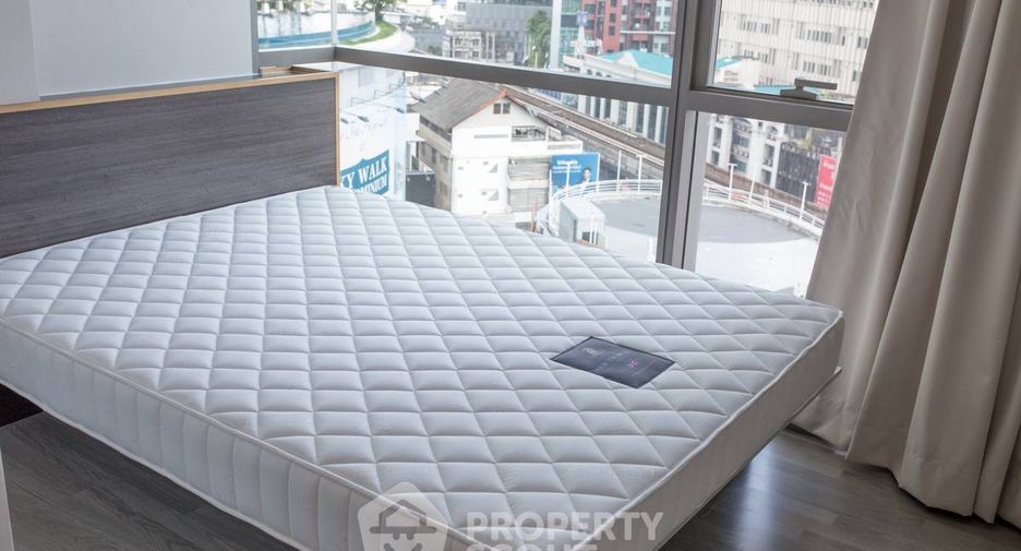 For sale 2 bedrooms condo in Khlong Toei, Bangkok