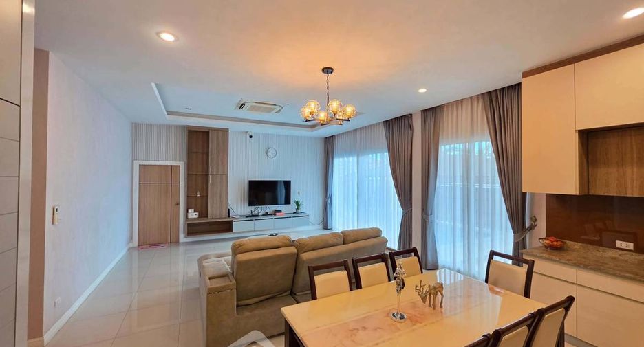 Villa en alquiler y en venta de 3 habitaciones en Huay Yai, Pattaya