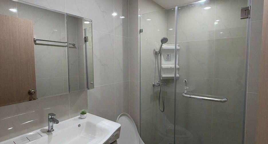 Аренда и продажа 2 спальни кондо в Кхлонг Сан, Бангкок