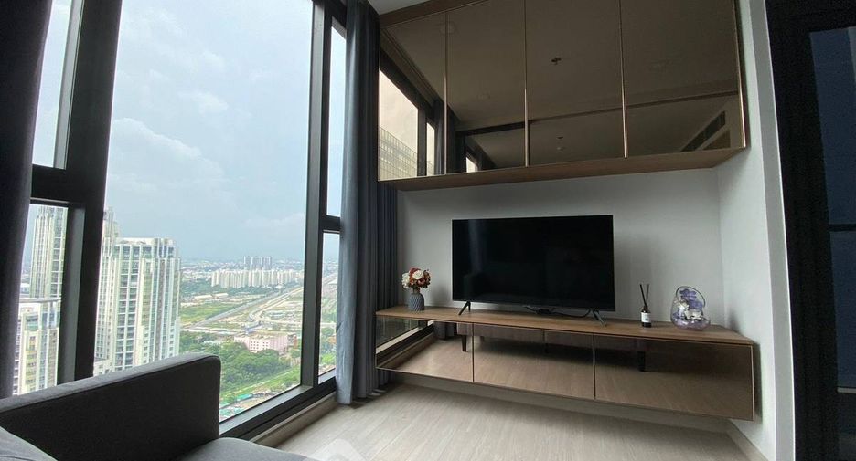 For sale 1 bed condo in Huai Khwang, Bangkok