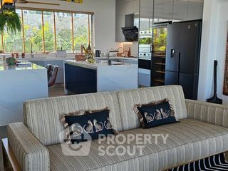 For sale 3 bedrooms villa in Bang Lamung, Chonburi