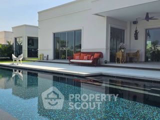 For sale 3 bedrooms villa in Bang Lamung, Chonburi